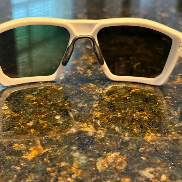 Oakley TargetLine:  Matte White Ruby Prism Lenes - Picture 5 of 8